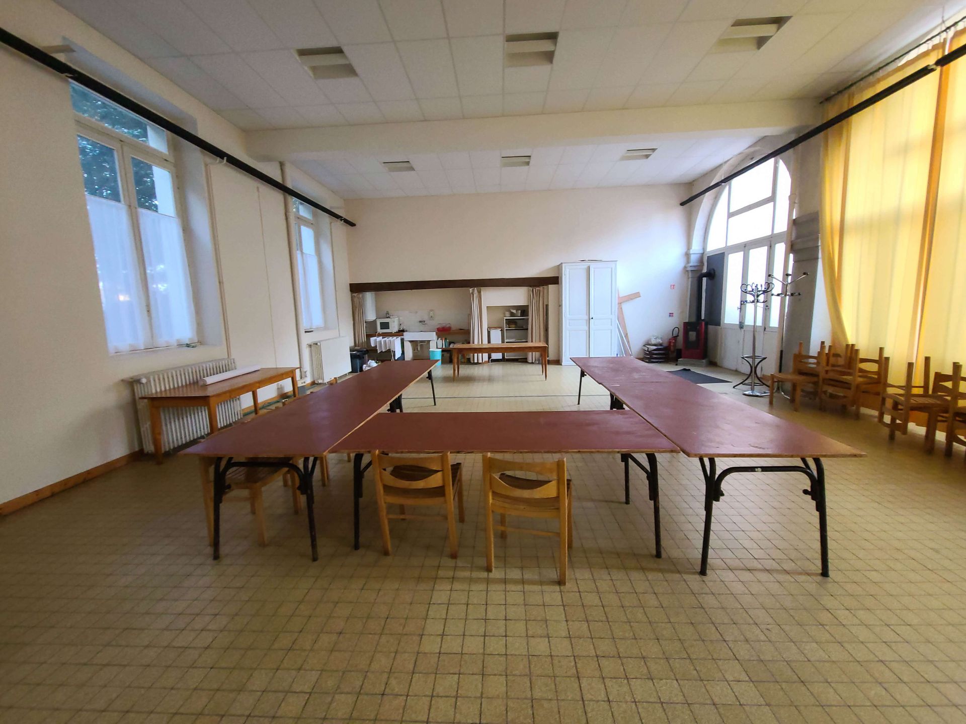 salle polyvalente saint-jodard